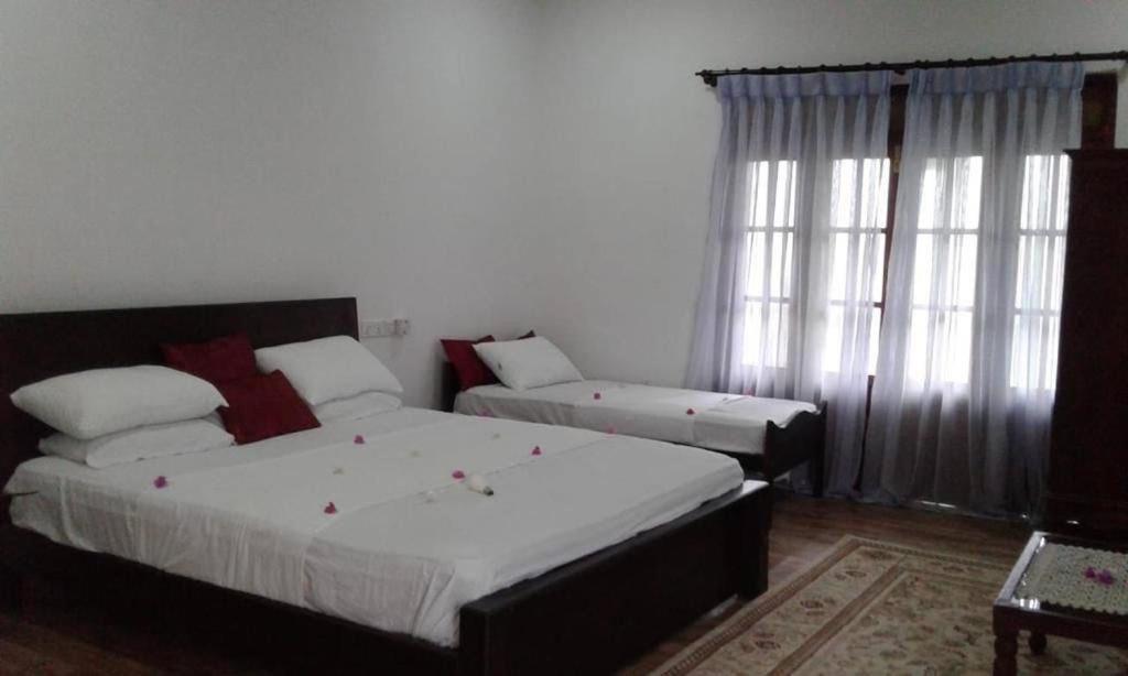 Sethun Villa Hikkaduwa Oda fotoğraf